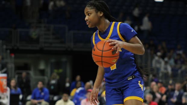 Waco La Vega Glen Rose Texas girls basketball 4A playoffs UIL state semifinals 030323 Andrew McCulloch 27